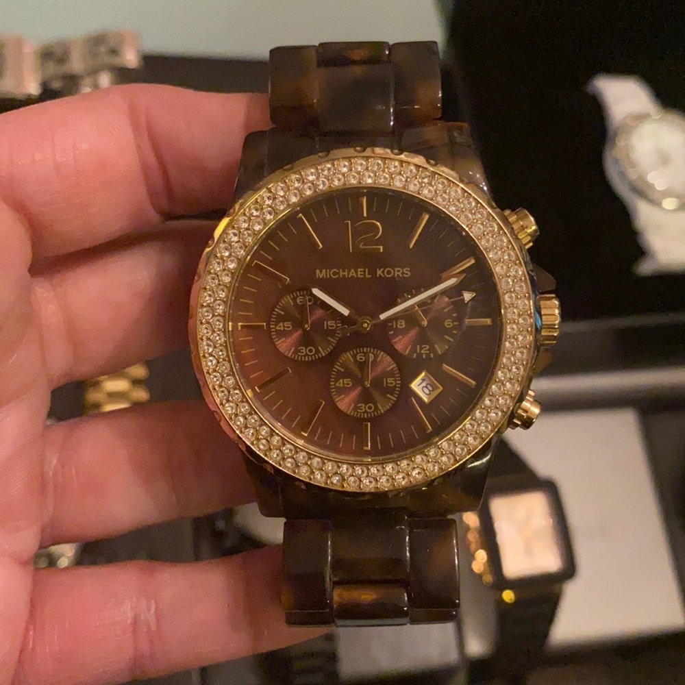 MK tortoise shell watch GREAT CONDITION w/links